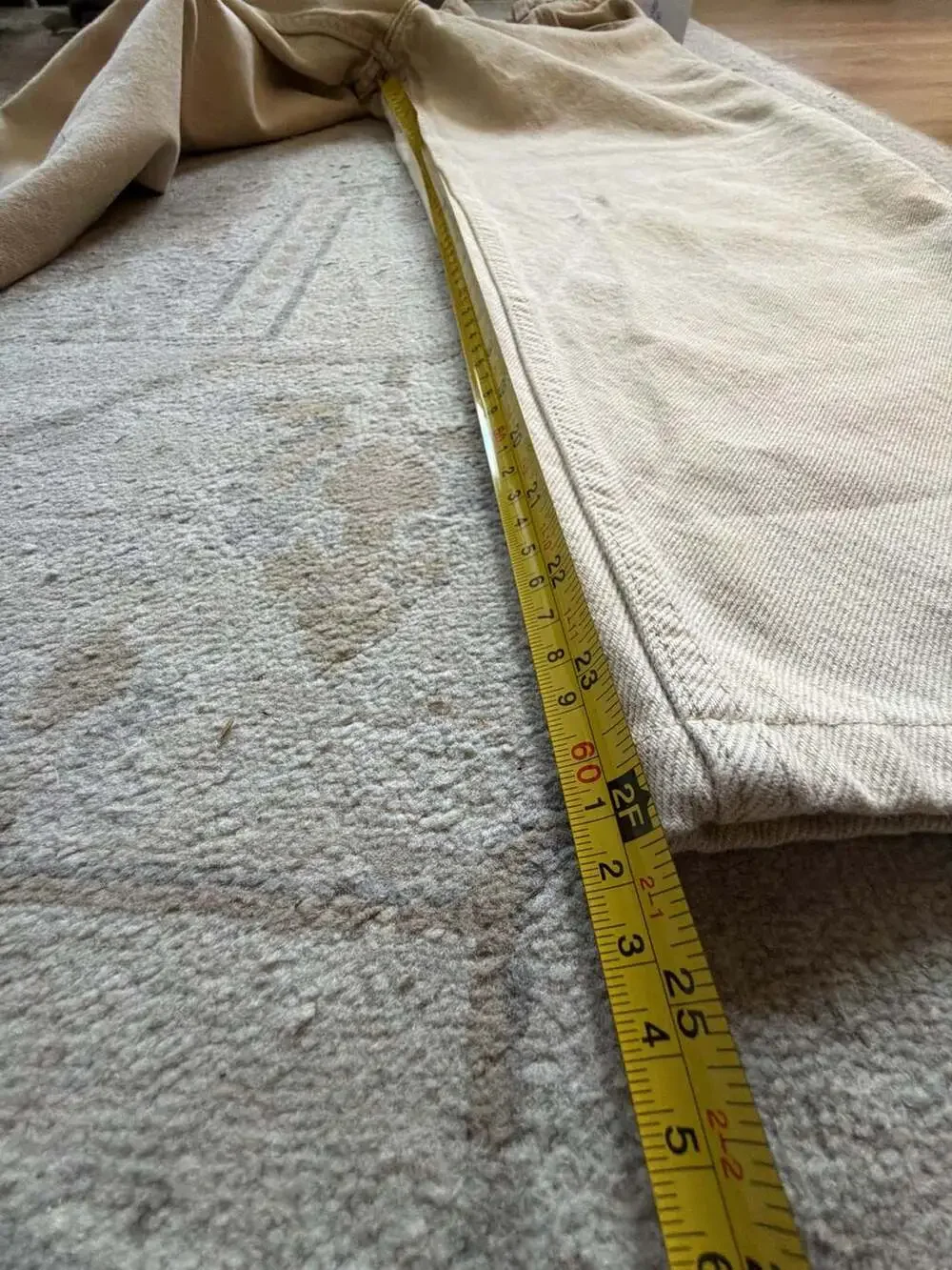 Vintage Levi's 550 Relaxed Fit Tapered Leg Khaki Tan Jeans W32 L32 Made in USA